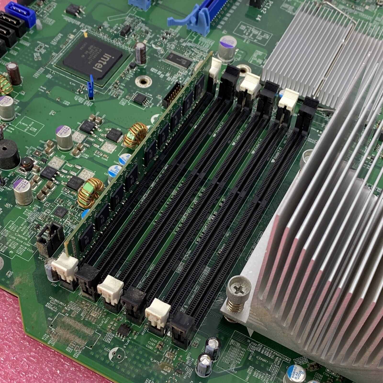 Dell Precision T3500 Motherboard Xeon E5507 2.27GHz 4GB RAM