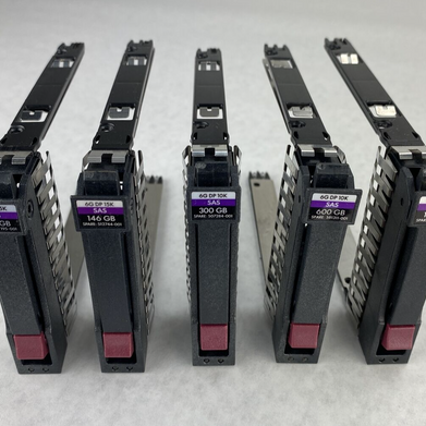 Lot of 5 HP 500223-001 2.5" SAS SATA Hard Drive Caddies No Tray - Assorted GBs
