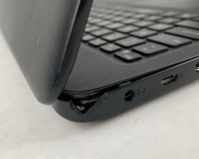 Dell Latitude 3500 15.6" i5-8265U 1.60GHz 8GB RAM No SSD/OS/AC/Batt - Bad Bottom