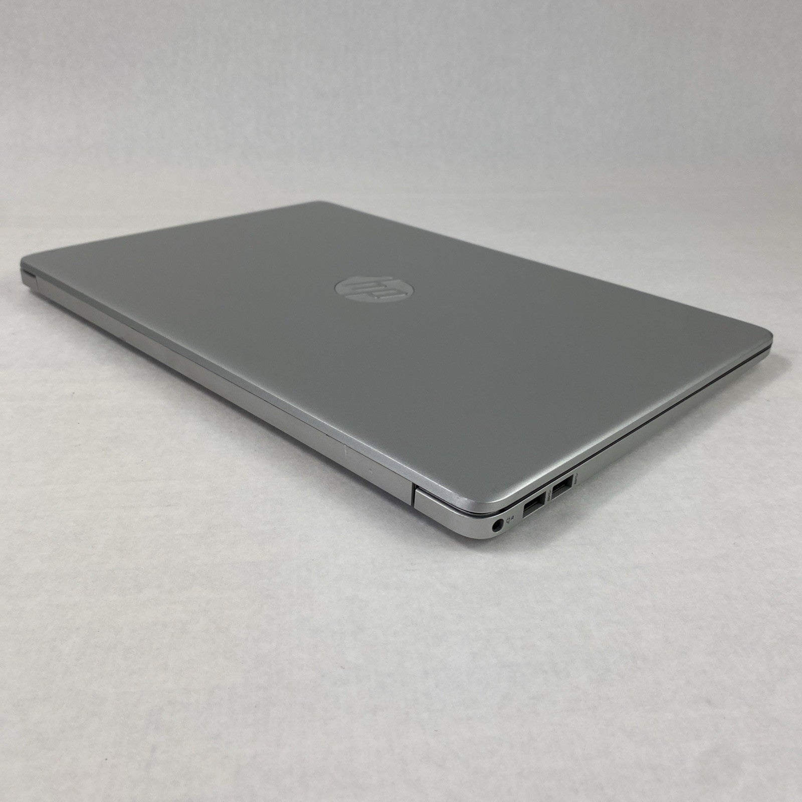 HP Laptop 15-dy5073dx 15.6" Touch i7-1255U 16 GB RAM No Battery No HDD No OS