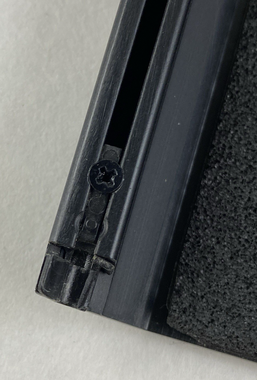 Corsair Obsidian Series 550D Mid-Tower Gaming Computer Case Damaged Front Panel