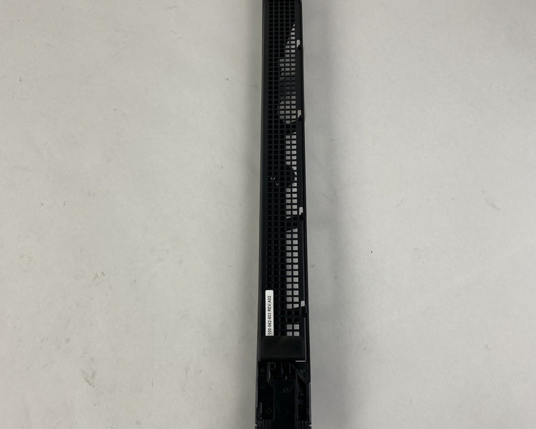 Dell 100-562-803 EMC2 Server Front Bezel - w/ Key