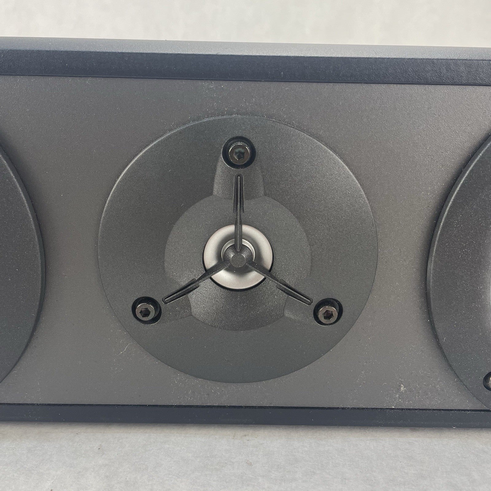 Yamaha Center Speaker NS-c32904