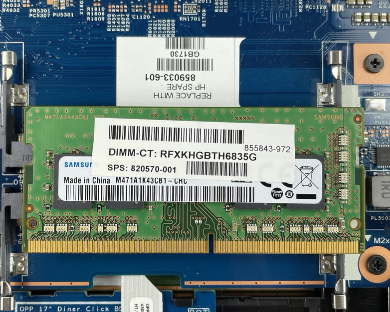 HP 17-x116dx 17.3" i5-7200U 2.50 GHz 8 GB RAM No SSD/OS/AC/Batt - READ