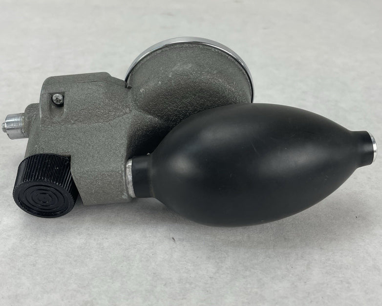 Tycos Jewel Movement Sphygmomanometer Blood Pressure Gauge