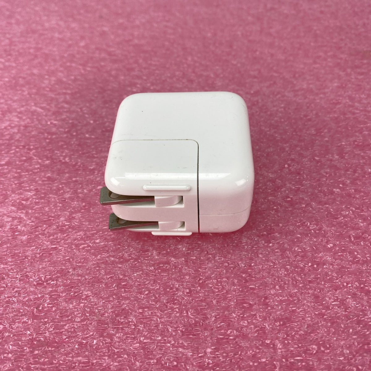 Apple A1357 10w USB AC Adapters - Lot of 104