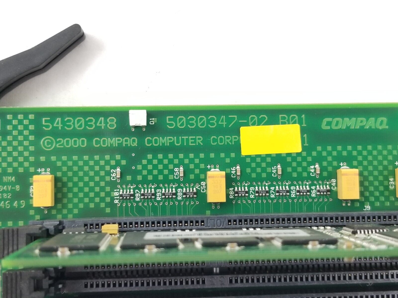 HP Compaq DEC ES45 54-30348-02 A03 ALPHA Server Memory Riser With 2x 256MB DIMMs