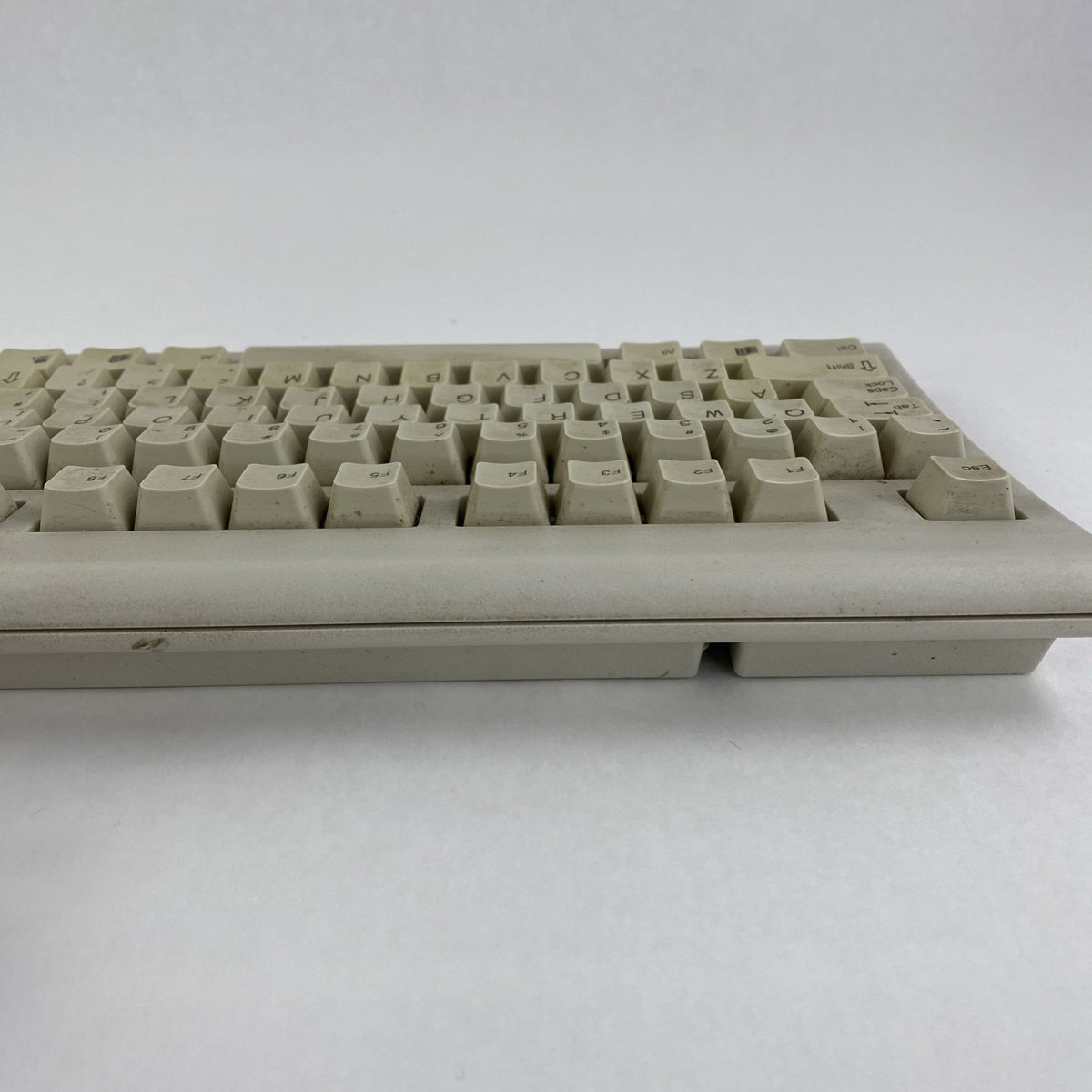 Compaq KB-3923 5V 18"L 7"W 6 Pin Keyboard - Tested 9