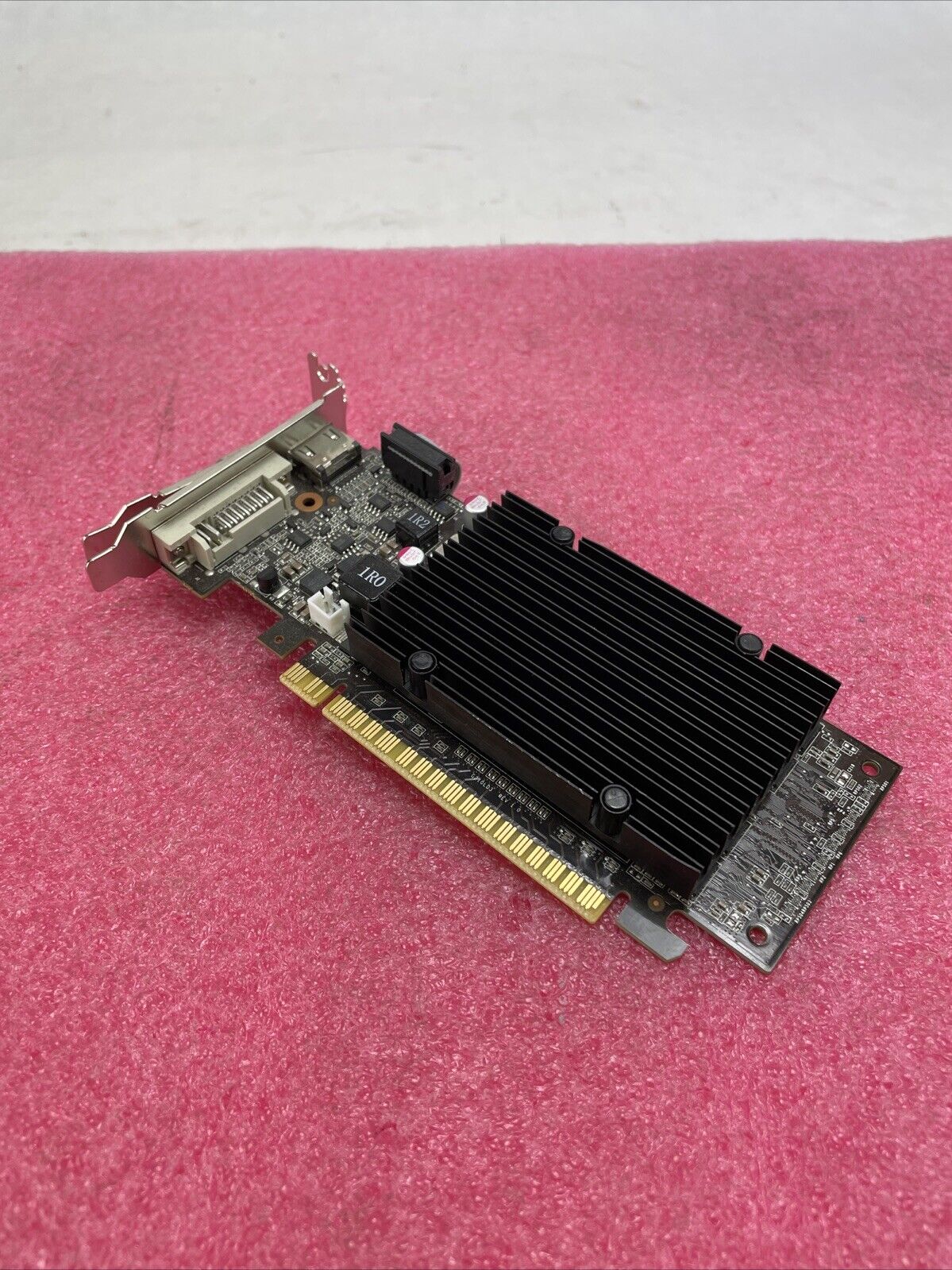 EVGA NVIDIA GeForce 210 PCIe 1GB Graphics Card O1G-P3-1312-KR