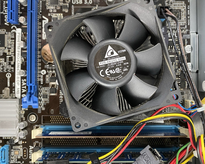 ASUS CM6330 MT Intel Core i3-3240 3.4GHz 8GB RAM No HDD No OS