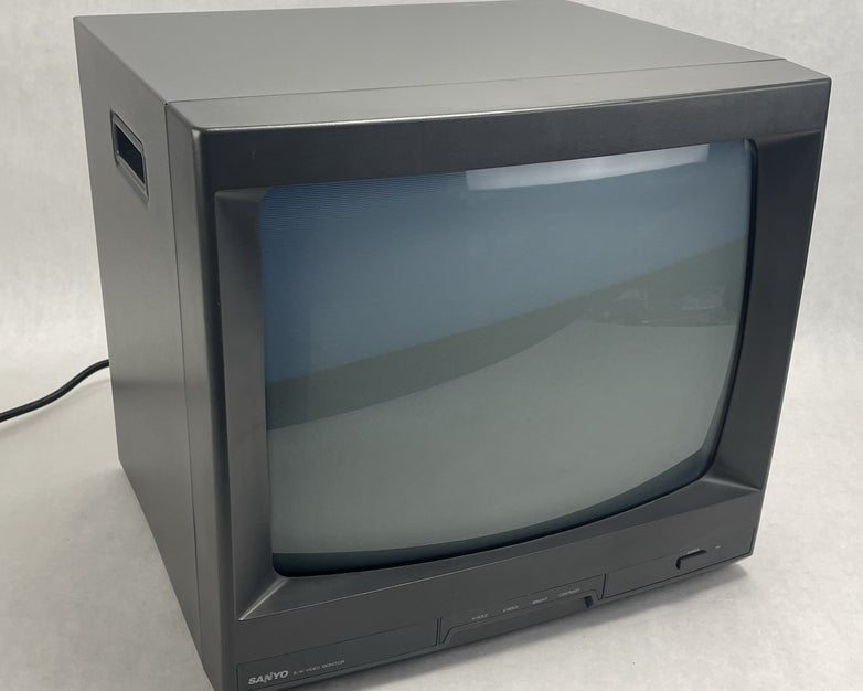Sanyo VM 5516 Vintage B&W CRT 1997 16''
