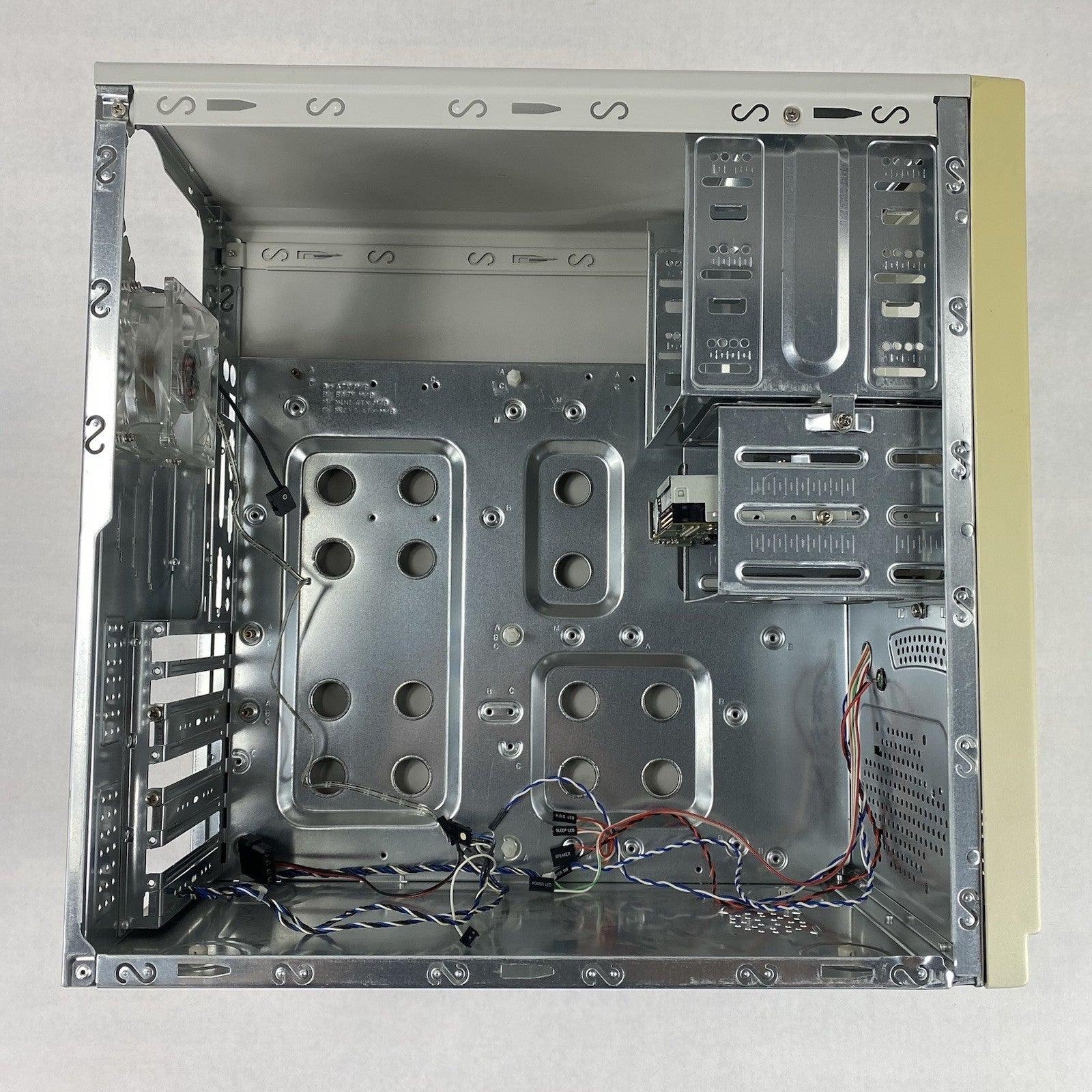 Unbranded Mid ATX Vintage Beige Computer Case No Power Supply No Internals