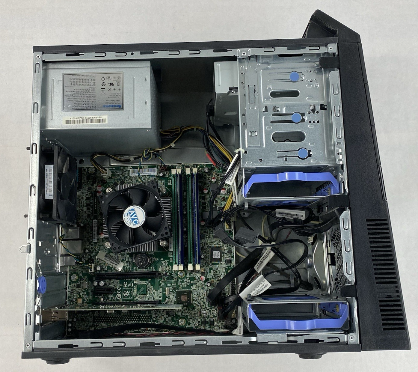 Lenovo ThinkCentre M83 MT Intel Core i7-4790 3.60GHz 8GB RAM No HDD No OS