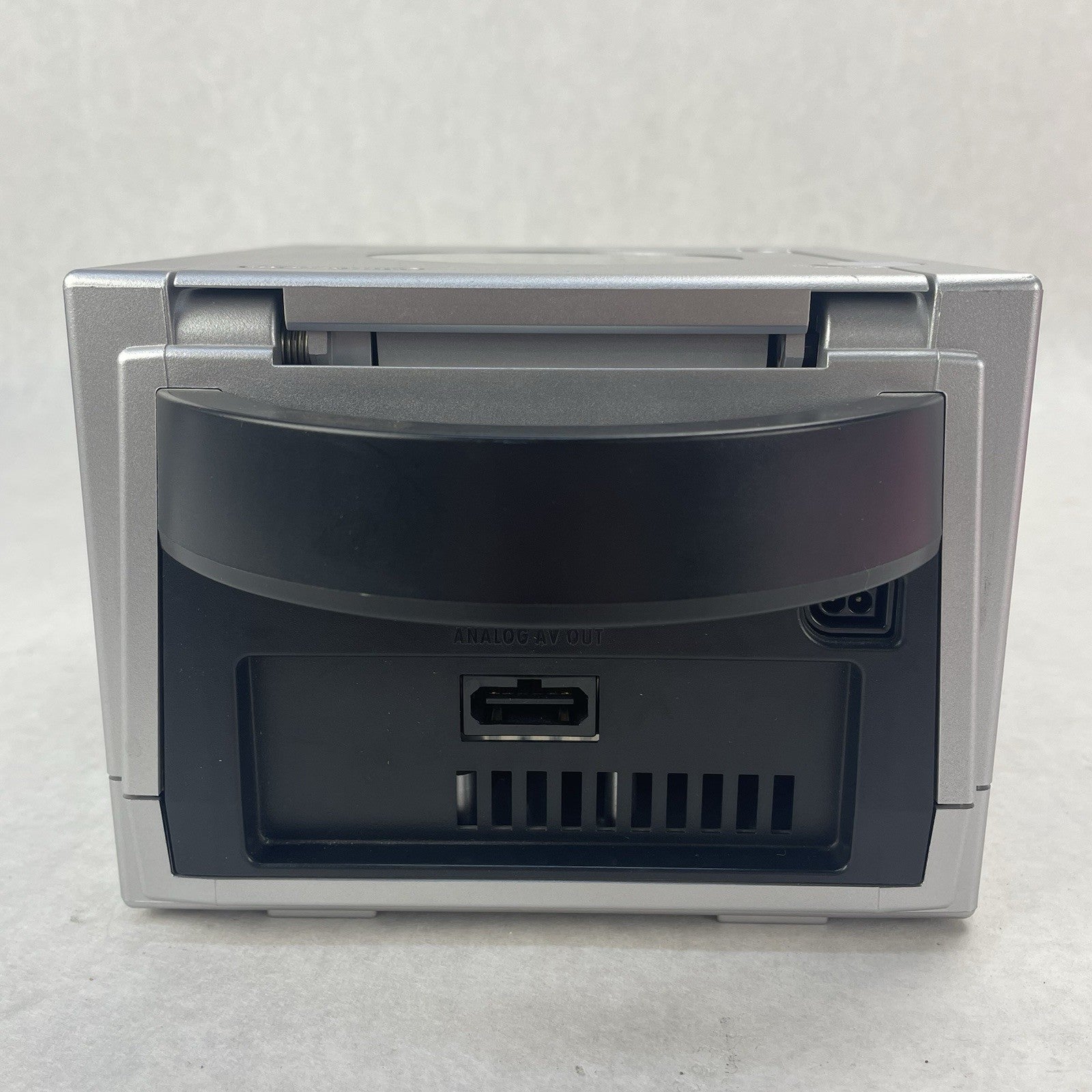 Nintendo GameCube Platinum Silver DOL-101 (USA) Console Only Tested Working11