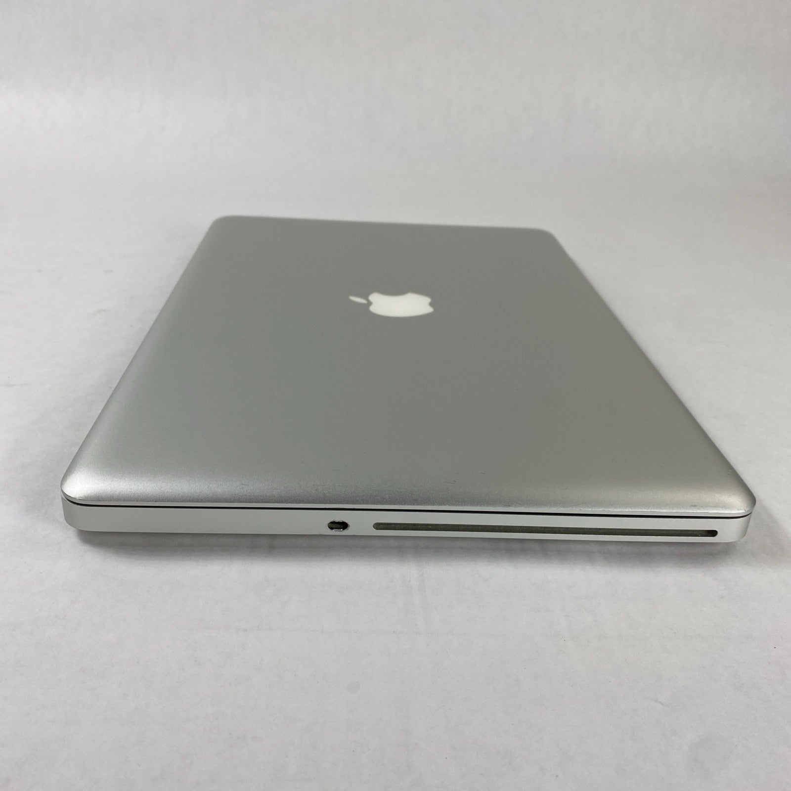 Apple MacBook Pro A1286 2009 15" Core 2 Duo 4GB RAM 320GB HDD - Service Battery7