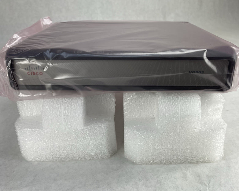 Cisco VG202 Analog Voice Gateway w/power supply & accessories