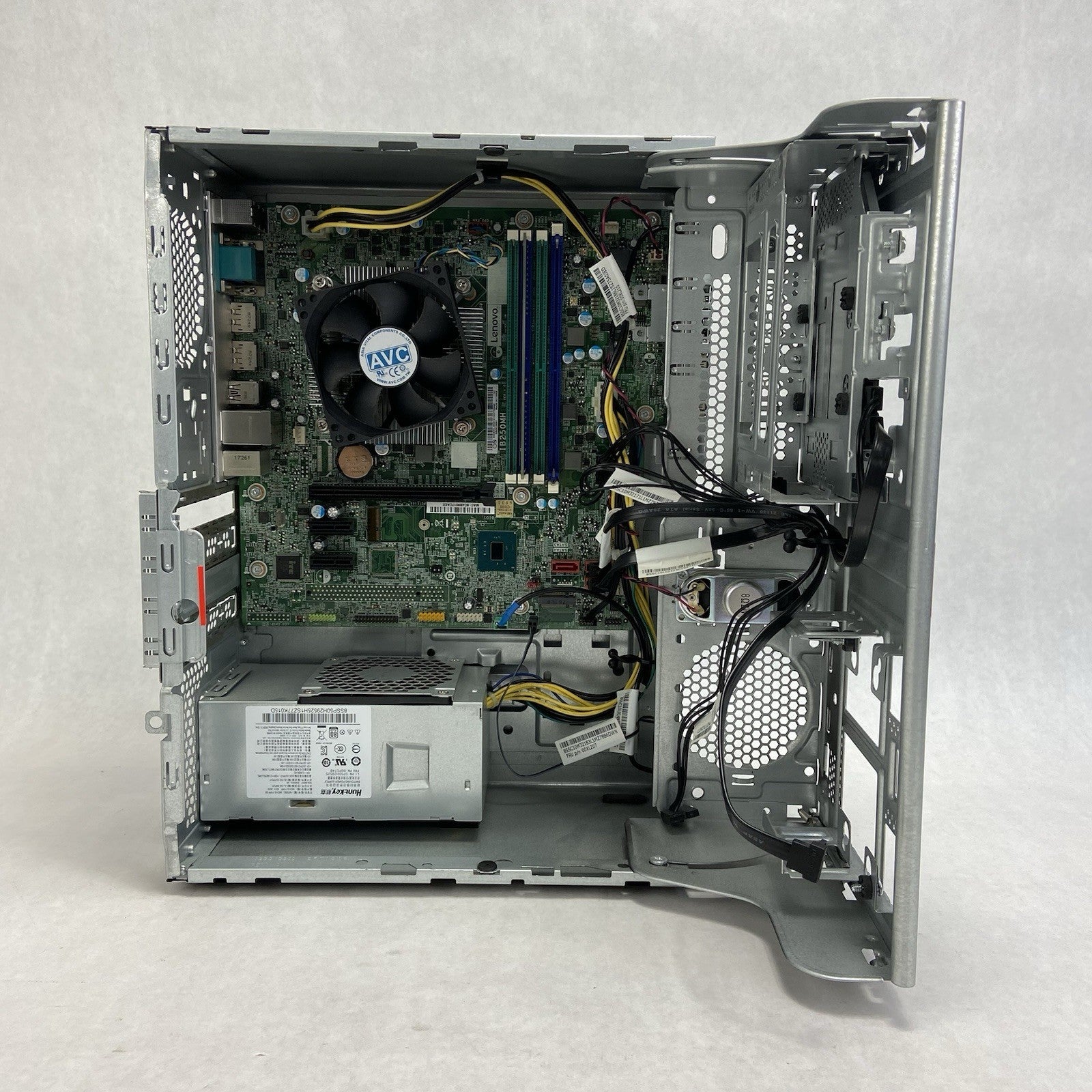 Lenovo ThinkCentre M710t MT Intel Core i7-7700 3.6GHz 8GB RAM No HDD No OS8