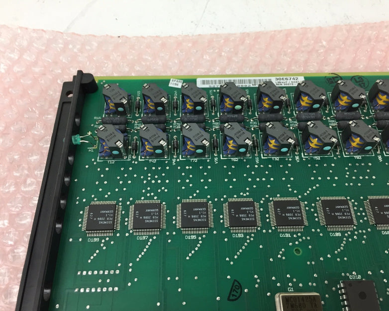Siemens HiCom S30810-Q2117-X000 SLMS 30E6742 REV 7 Circuit Card