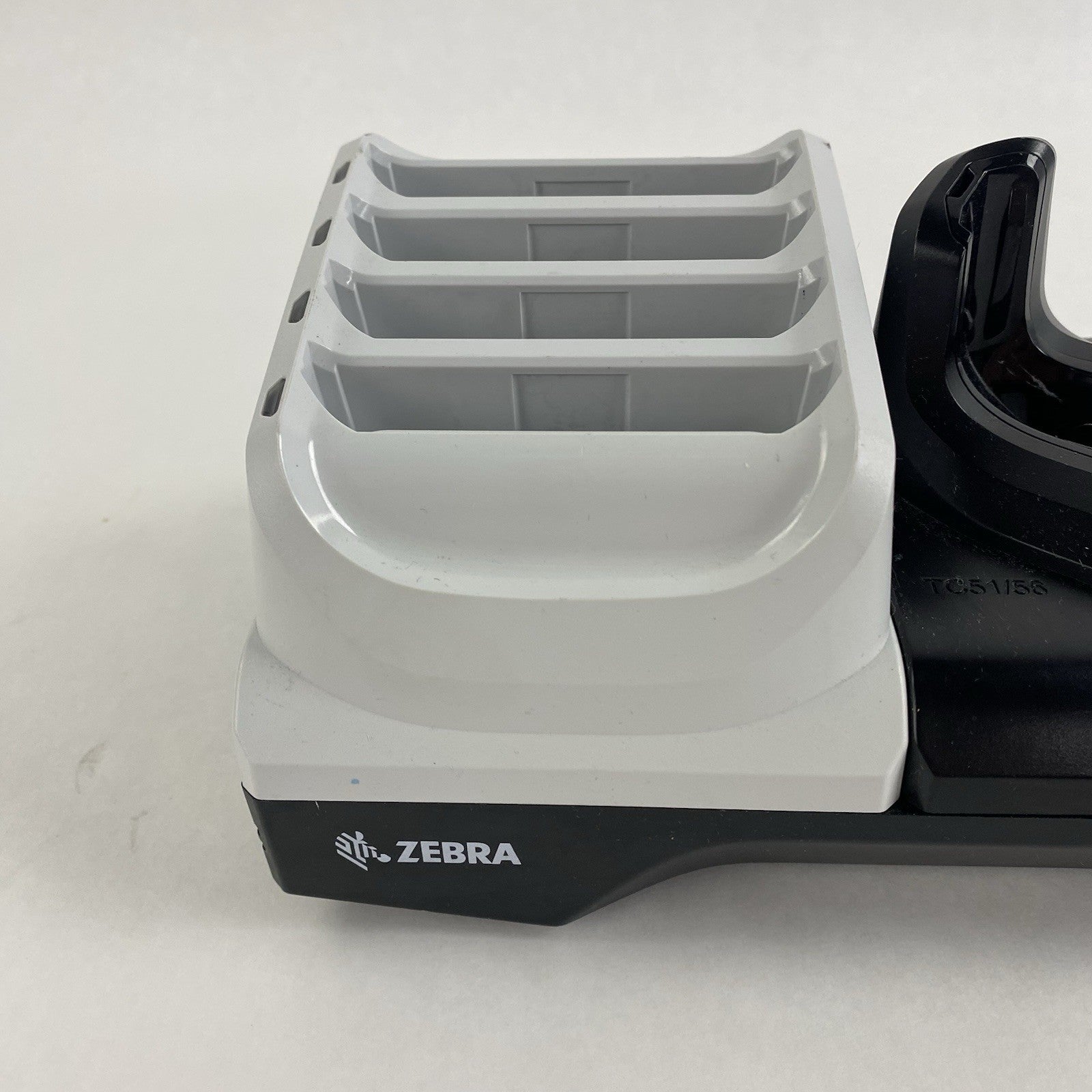 Zebra BASE-CRD-5SL-01 Charging Station Black/ White No Cords3
