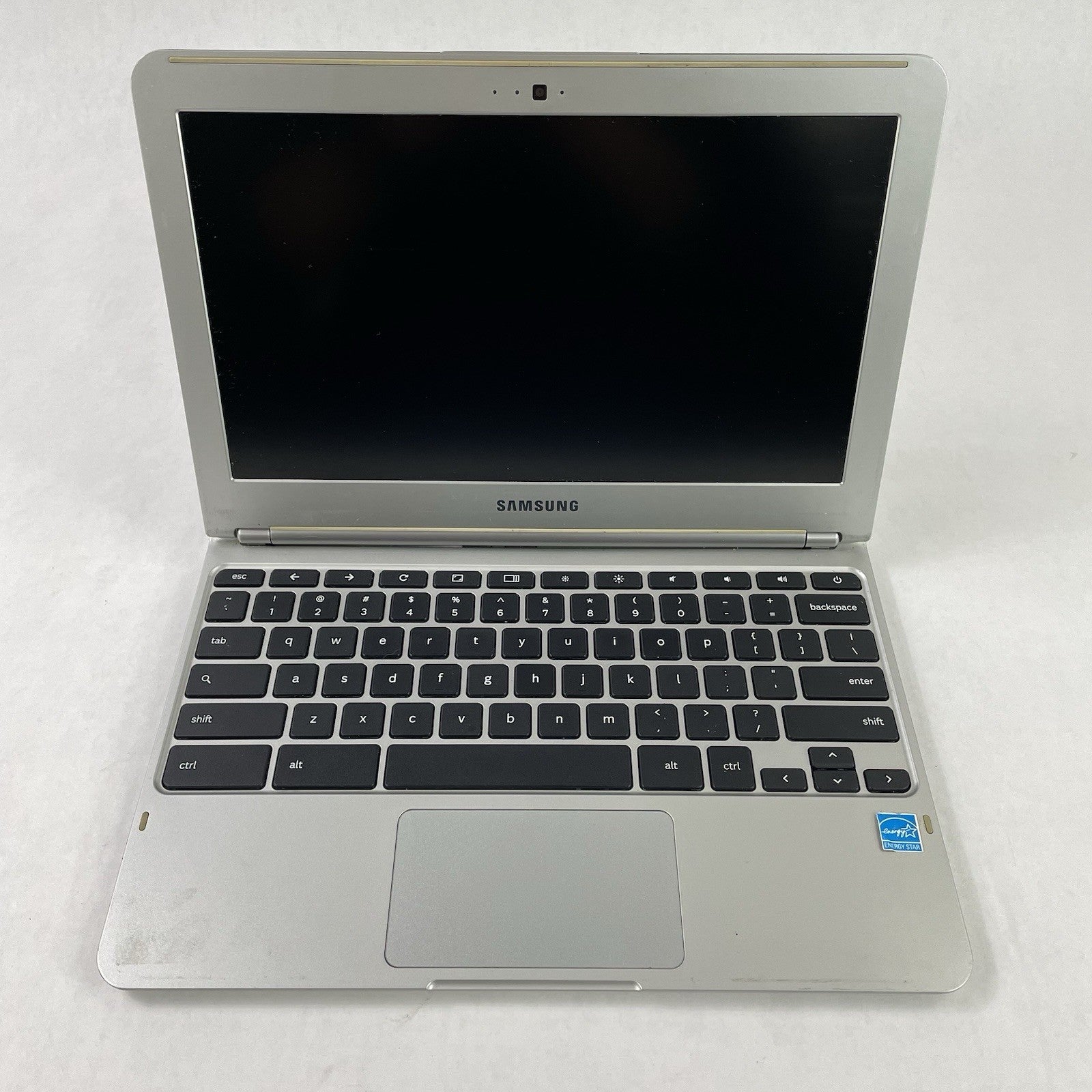 Samsung XE303C12 11.6" ARM V7 rev4 2 GB RAM 16 GB Storage No AC1