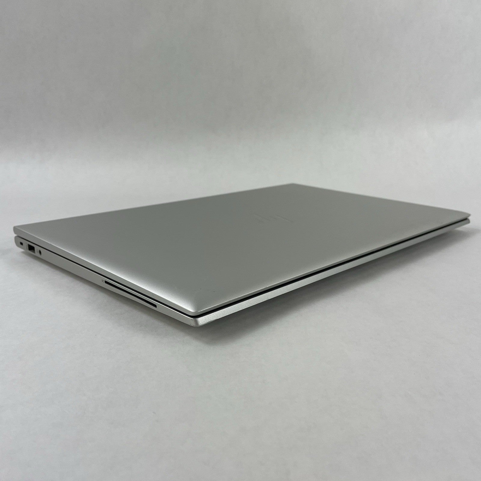 HP EliteBook 850 G8 15.6" i5-1145G7 2.60 GHz 16 GB RAM No SSD/OS/AC- Missing Key9
