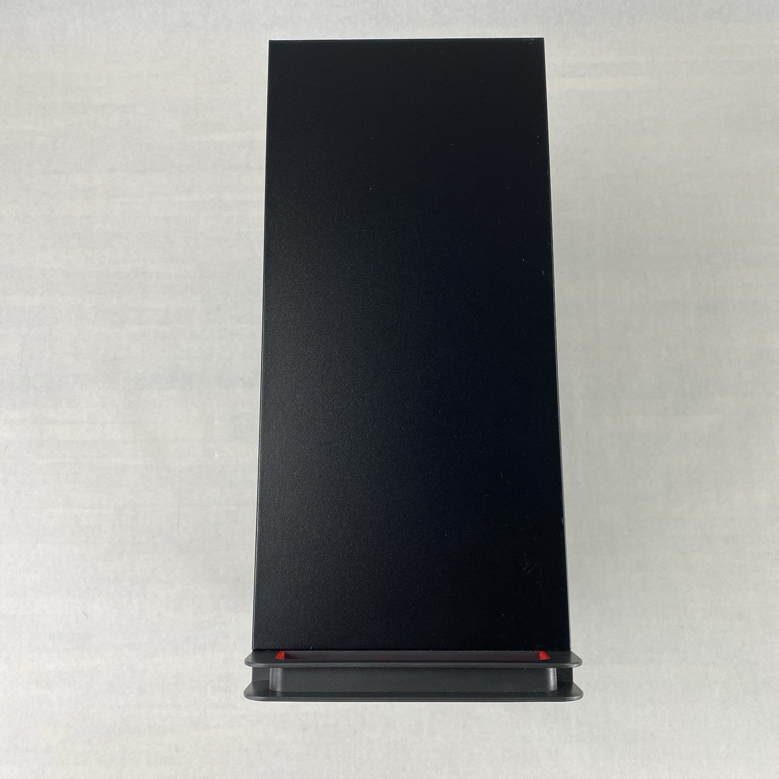 Lenovo ThinkCentre M900 MT Intel Core i5-6500 3.2GHz 8GB RAM No HDD No OS