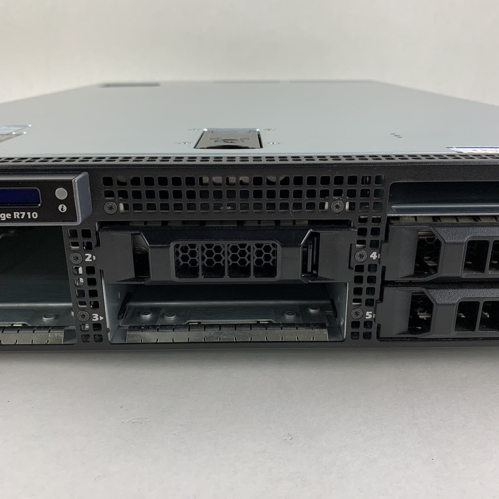 Dell PowerEdge R710 x1 Intel Xeon E5504 2.00 GHz 24 GB RAM No HDD No OS No CD