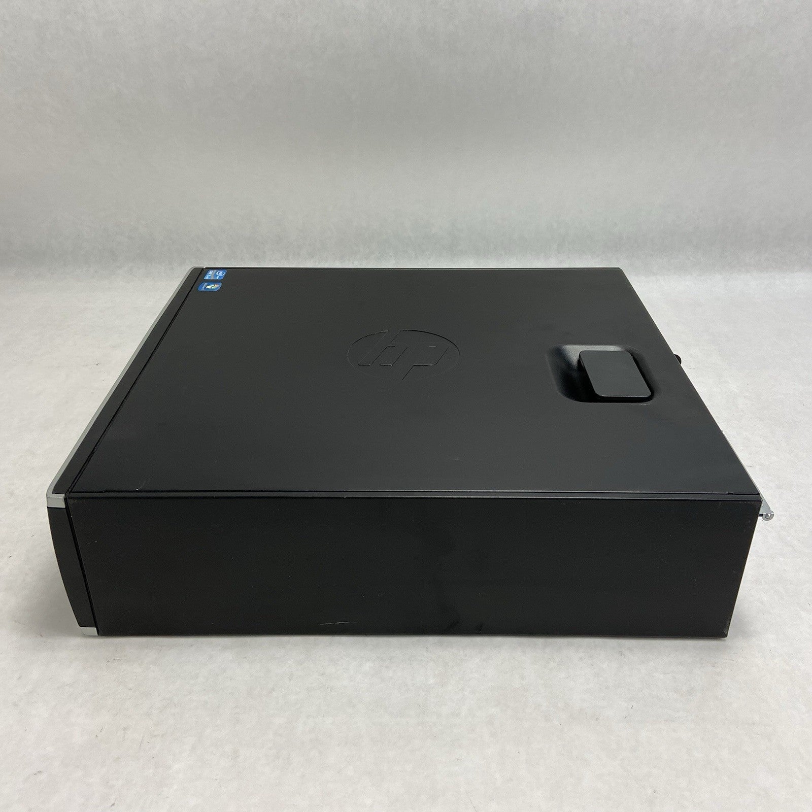 HP Compaq 8200 Elite SFF Intel Core i5-2400 3.1GHz 4GB RAM No HDD No OS7