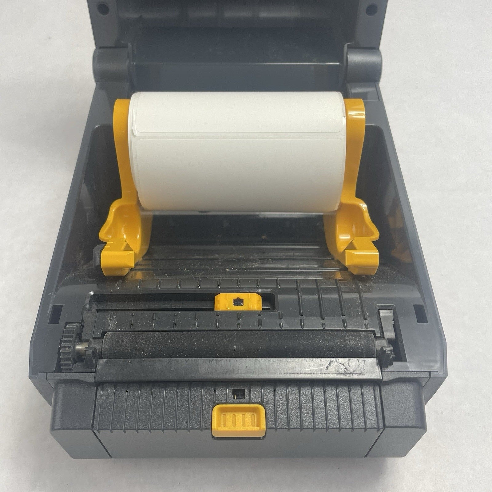Zebra ZP230d Direct Thermal Label Printer Light is Out For Parts or Repair3