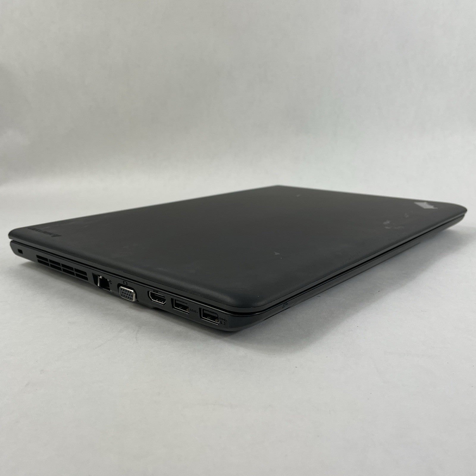 Lenovo ThinkPad E560 15.6" i5-6200U 2.30 GHz 8 GB RAM No SSD/OS/AC10