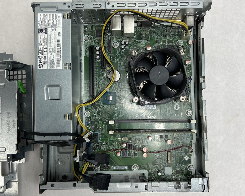 HP ProDesk 400 G4 SFF Intel Core i5-7500 3.4GHz 8GB RAM No HDD No SO