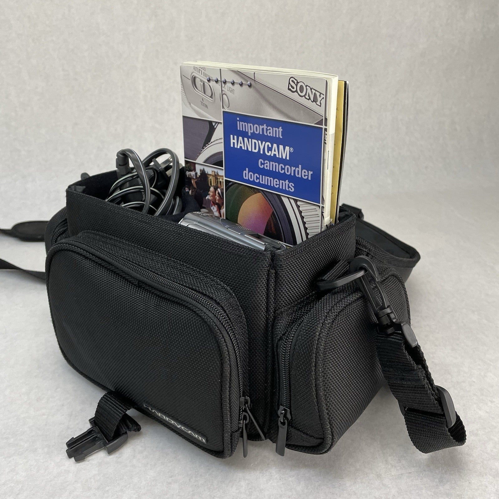 Sony Handycam DCR-PC109 Mini DV Hybrid Camcorder With Nightshot / Nightvision