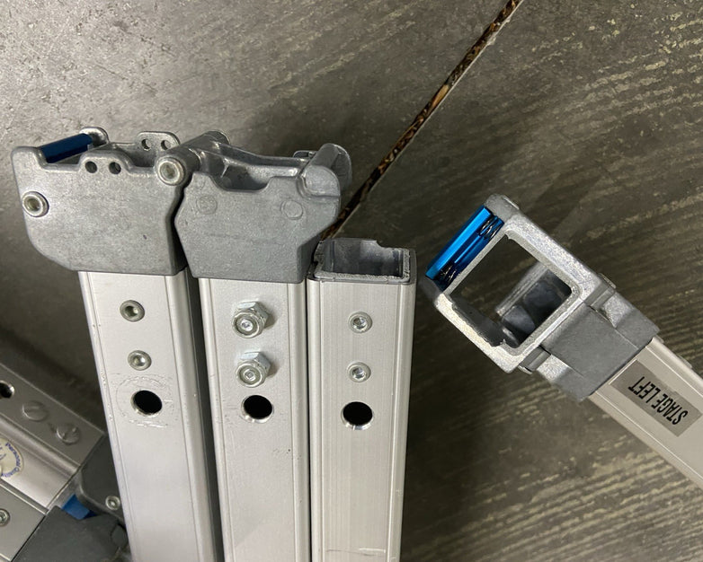 Da-Lite Fast-Fold Deluxe Projection Screen Frame - No Screen - Parts or Repair