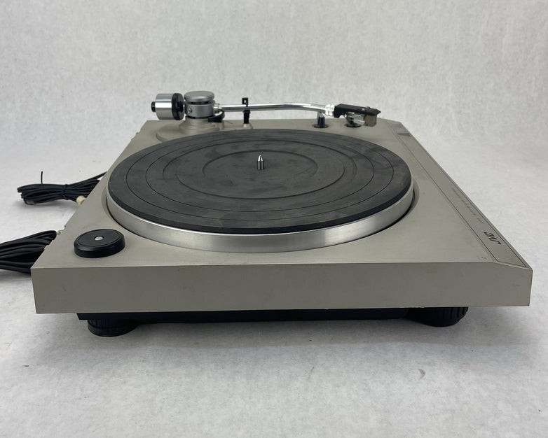 JVC L-A11 Belt Drive Turntable Auto Return Made in Japan Tested & Working
