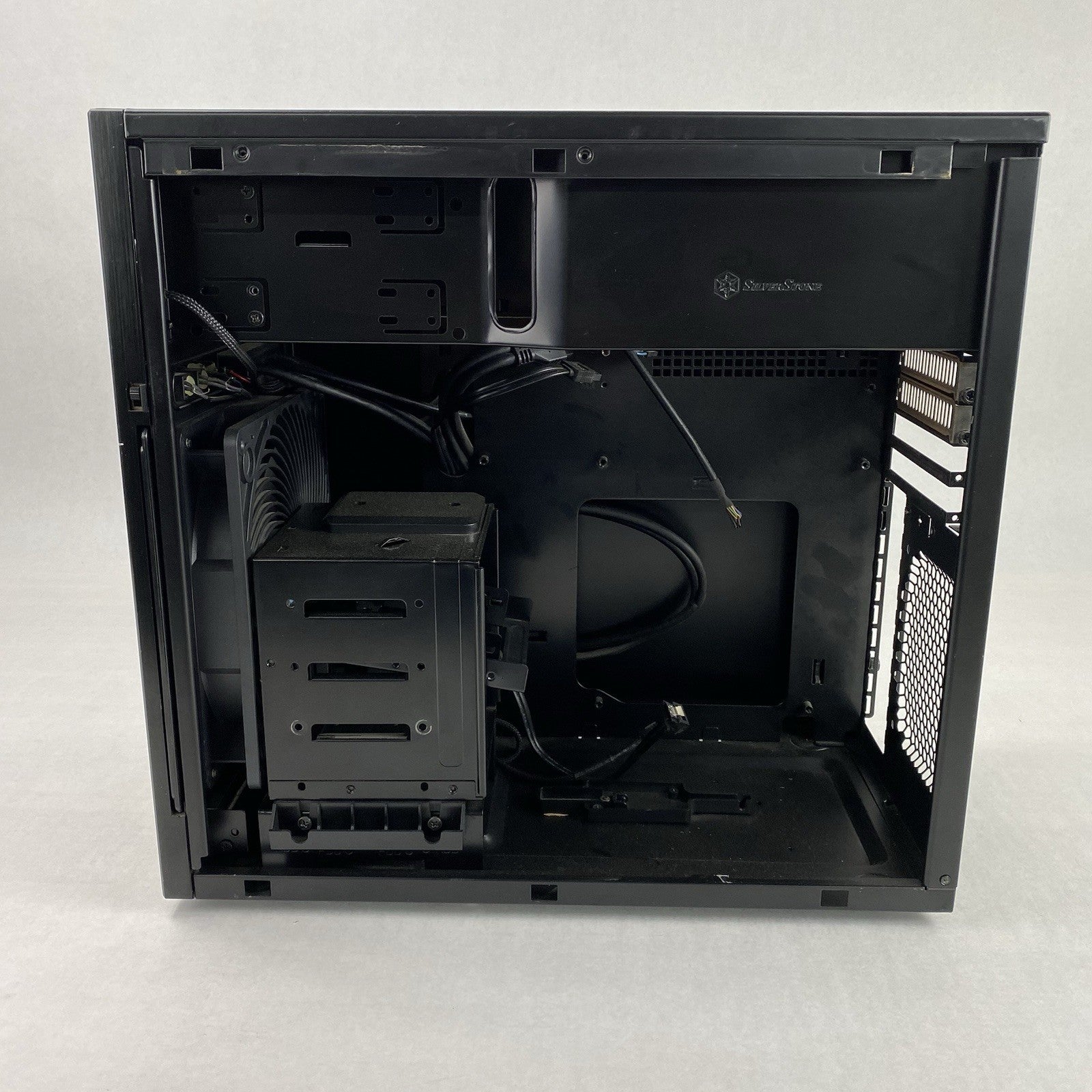 Silverstone Temjin Series TJ08B-E Micro-ATX Mini Tower Computer Case