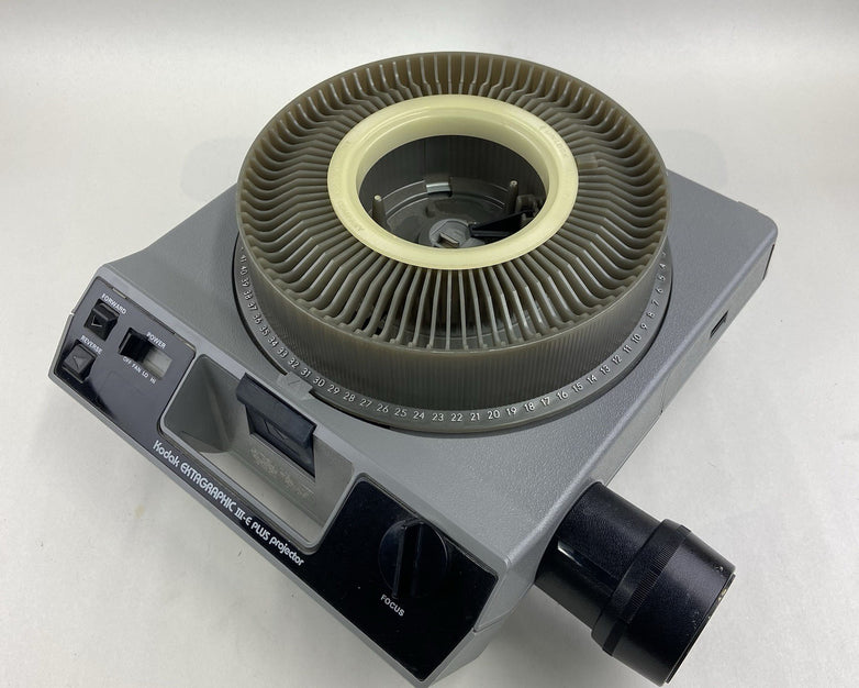 Vintage Kodak Ektagraphic III AM Slide Projector