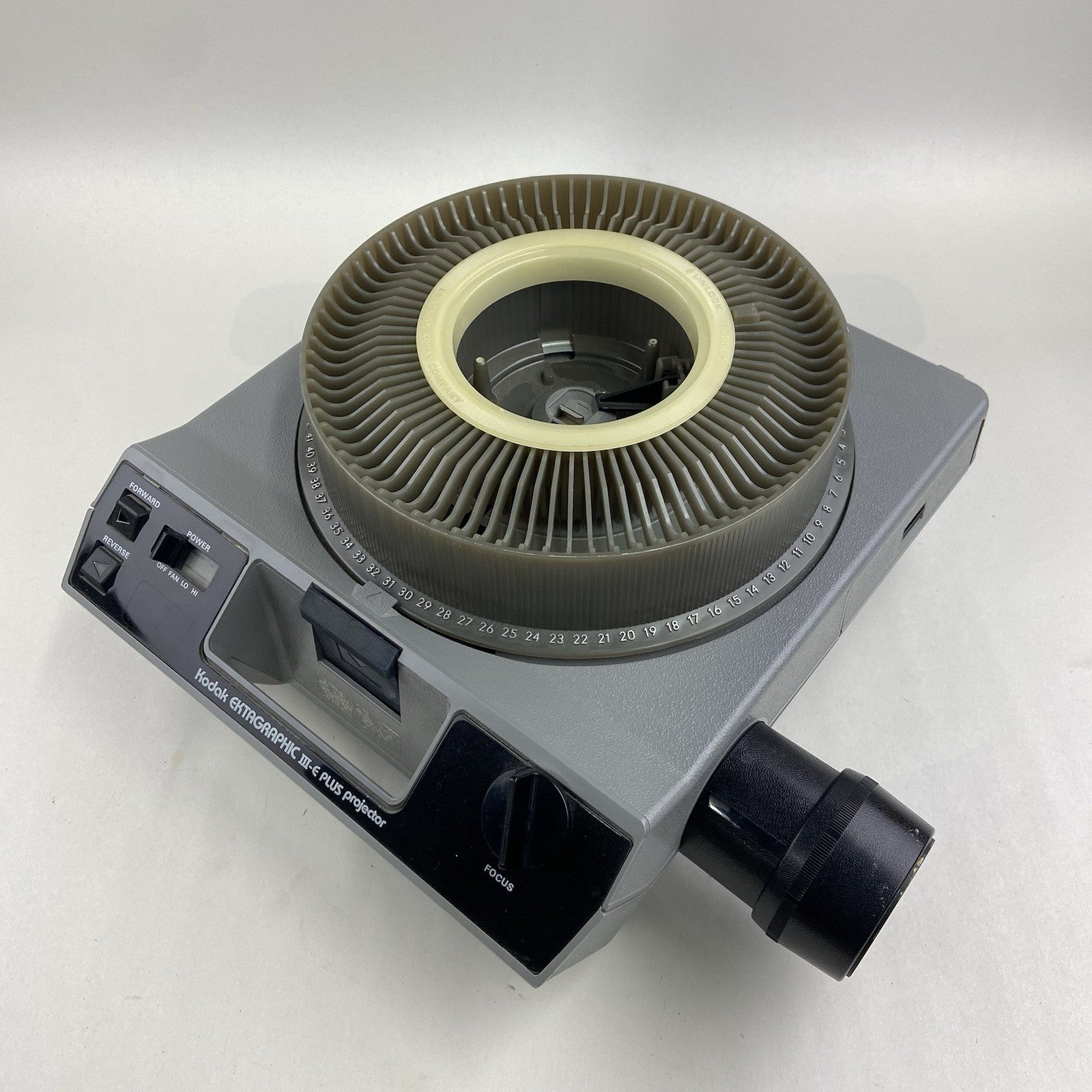 Vintage Kodak Ektagraphic III AM Slide Projector0