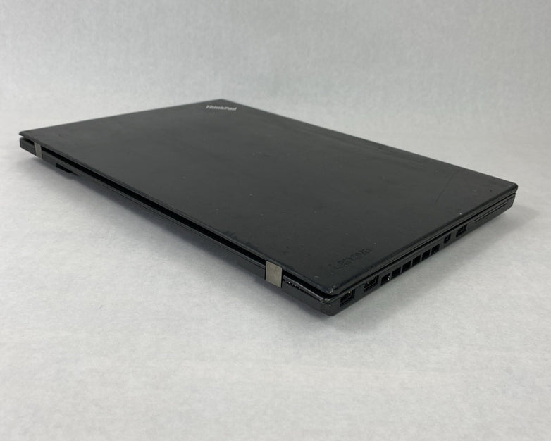 Lenovo ThinkPad T460 Intel Core i5-6300U 2.40 GHz 8 GB RAM 14" No HDD No OS