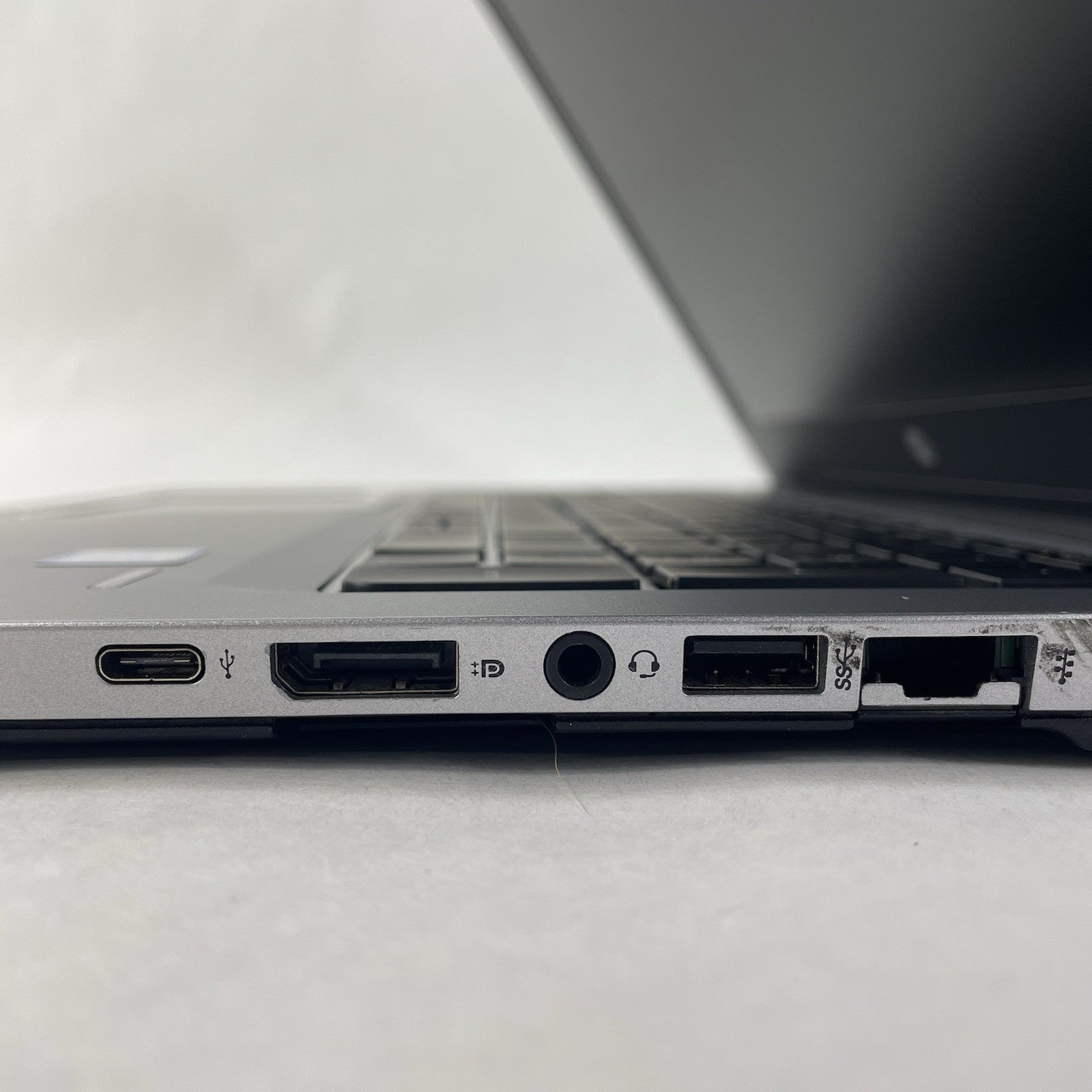 HP EliteBook 850 G4 15.6" i5-7200U 2.50 GHz 8 GB RAM No SSD/OS/AC/Battery6