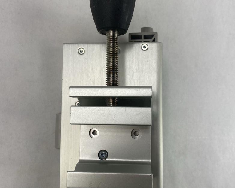 Philips M8040-60101 Universal Clamp