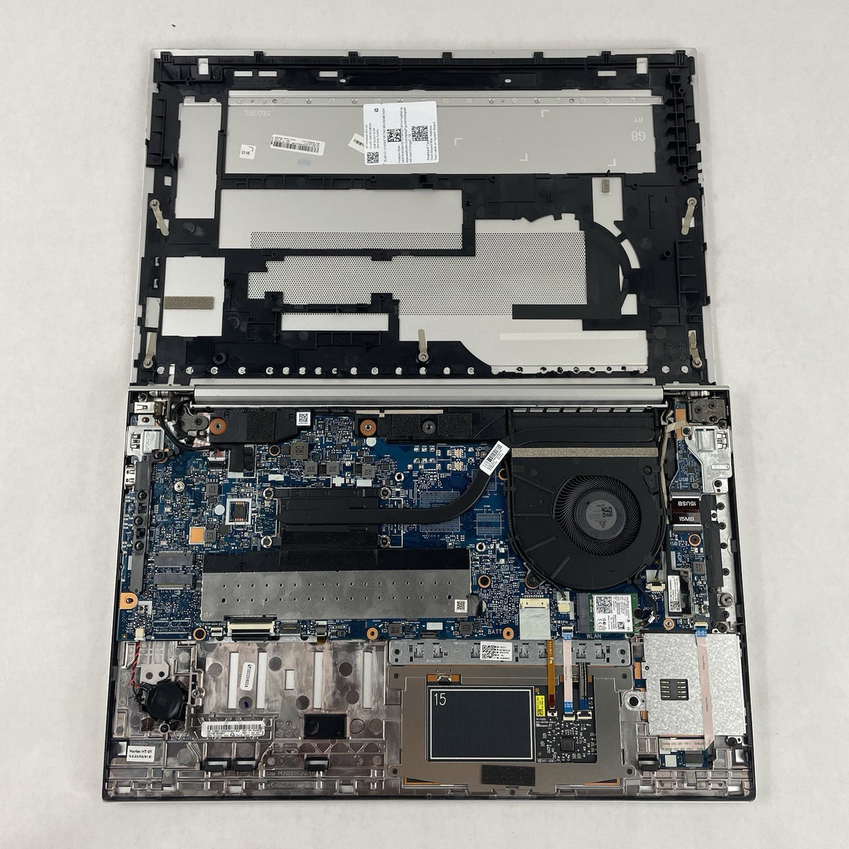 HP EliteBook 850 G8 15.6" i7-1185G7 3.00 GHz 8 GB RAM No SSD/OS/AC/Batt15