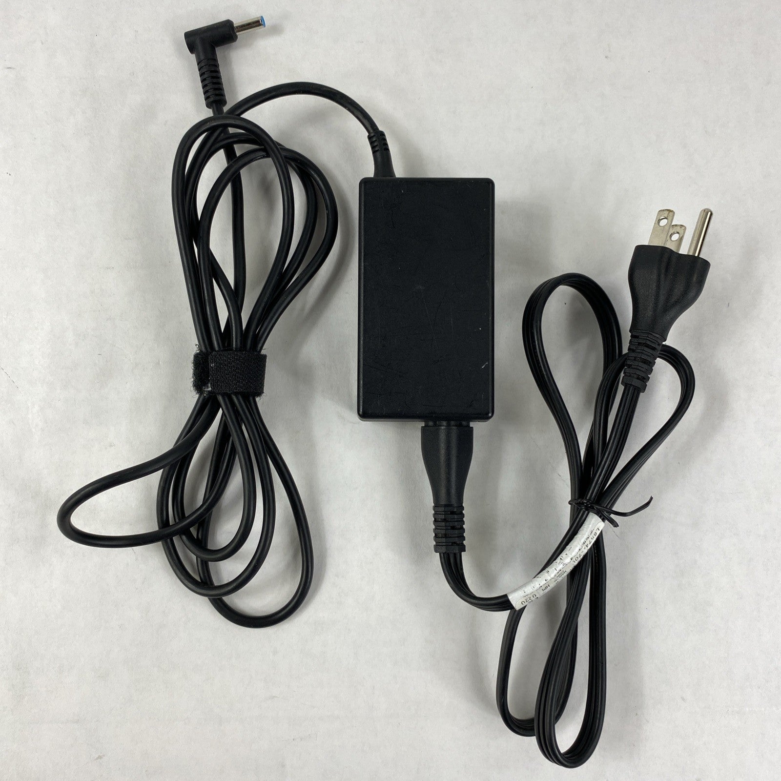 HP TPN-CA16 65W 19.5V 3.33A 4.5mm Laptop AC Adapter w/ Power Cord - Lot of 53