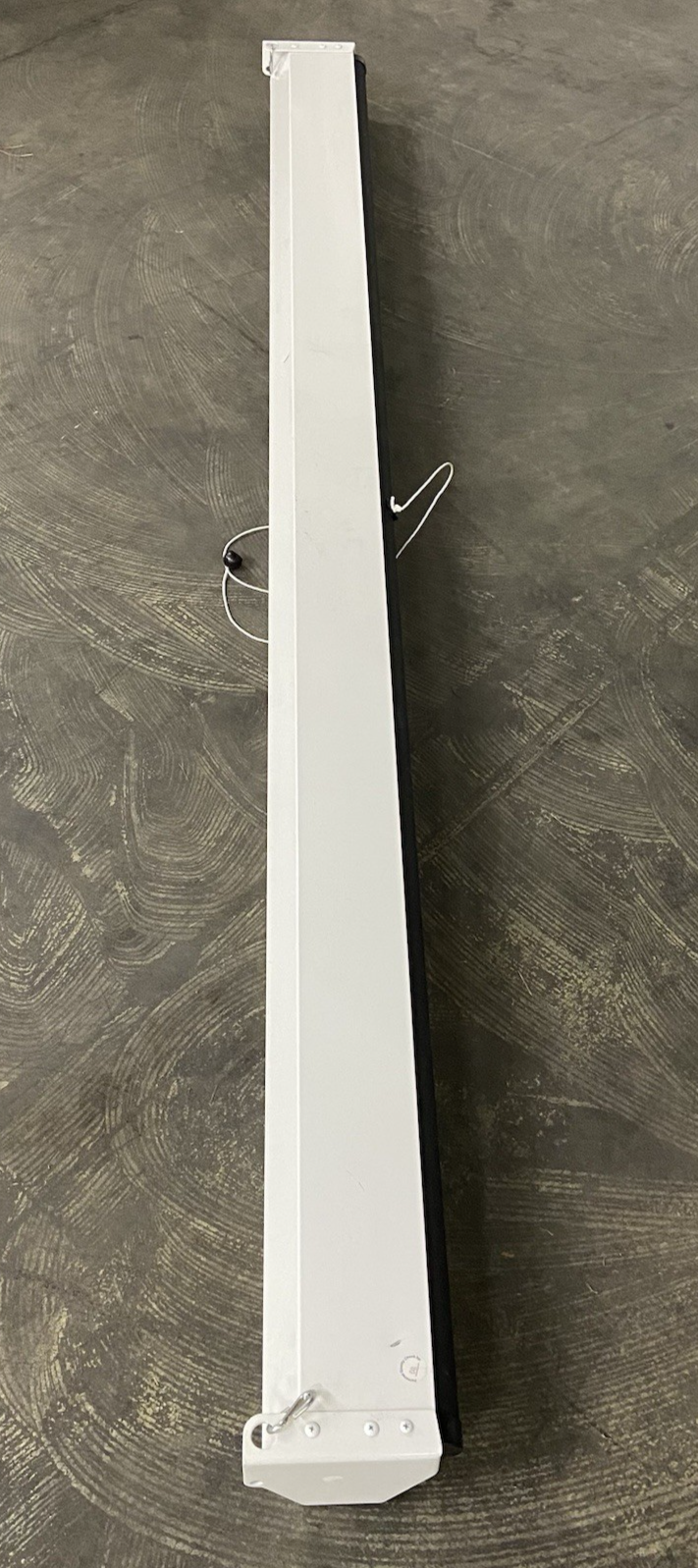 Da-Lite  Model C Manual Projection Screen 96" 16:10 - Tensioner Broken