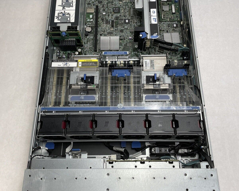 HP Proliant DL380P Gen8 Server 2x Intel E5-2609 2.4GHz 32GB RAM No HDD No OS