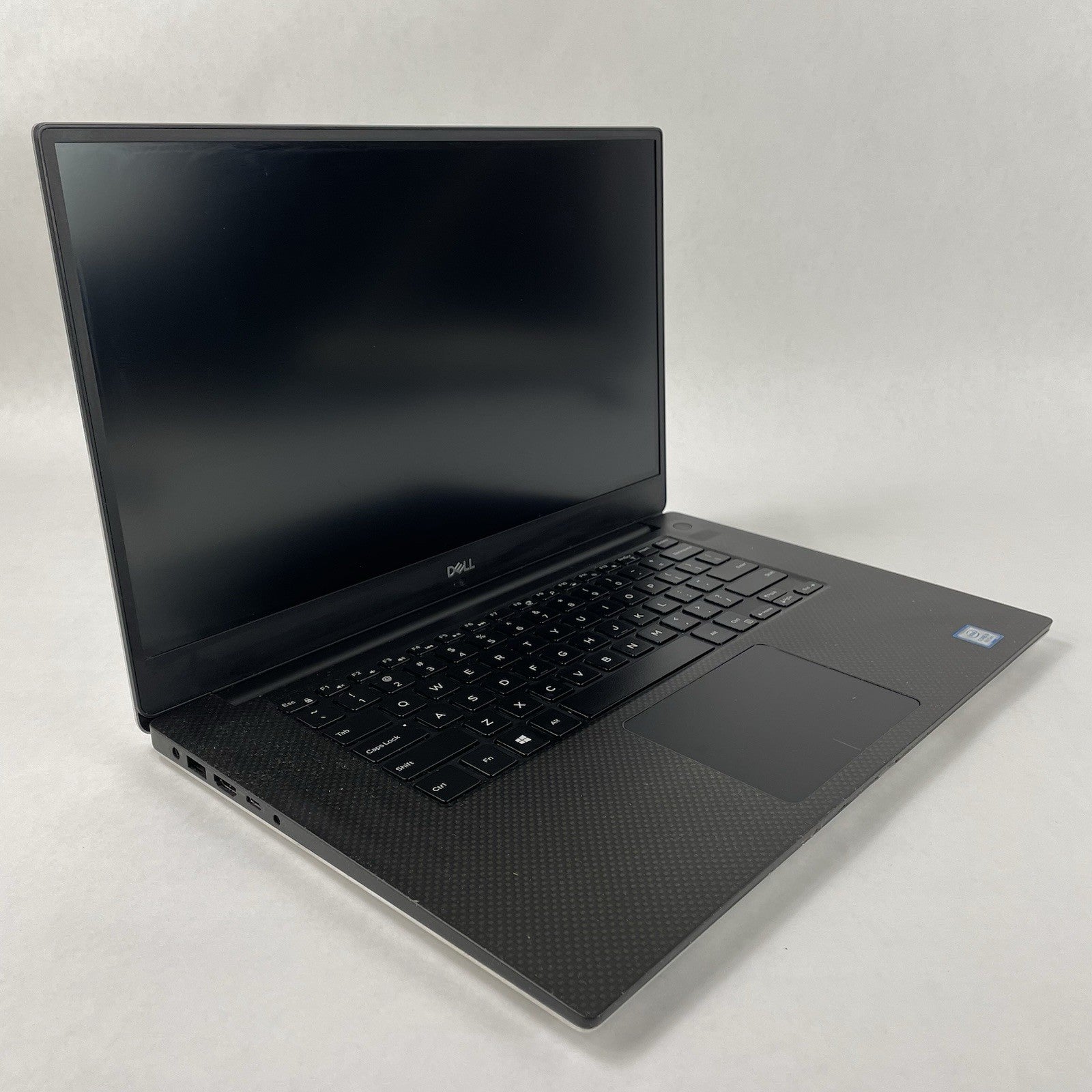 Dell Precision 5530 15.6" i9-8950HK 2.90 GHz 32 GB RAM No SSD/OS/AC0