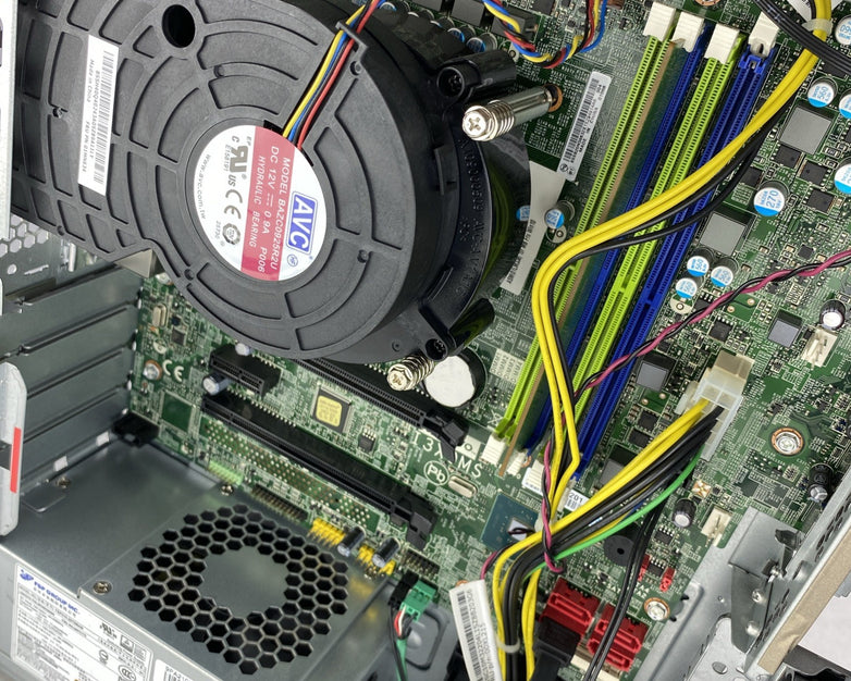 Lenovo ThinkCentre M920s SFF Intel Core i7-8700 3.20GHz 8GB RAM No HDD No OS