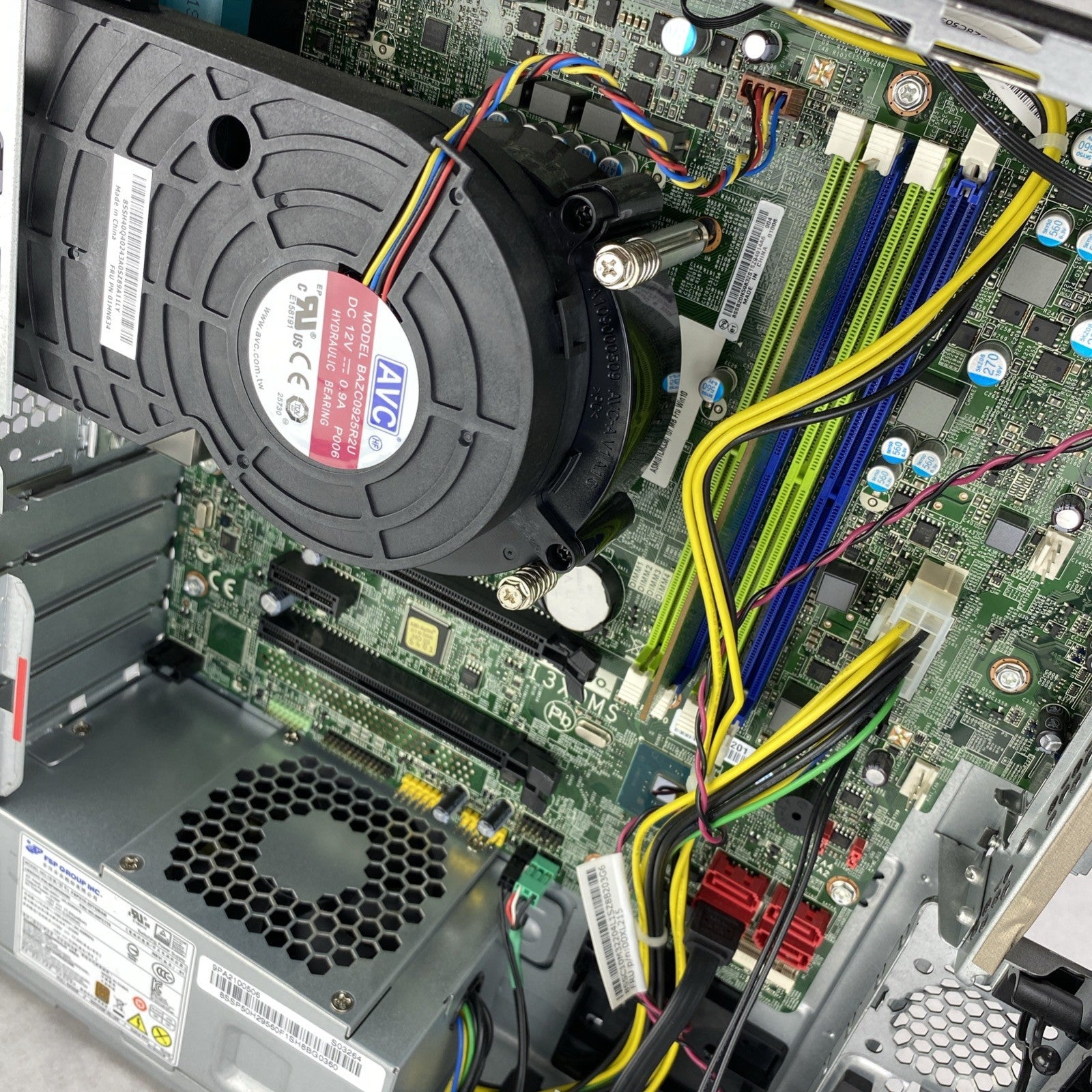 Lenovo ThinkCentre M920s SFF Intel Core i7-8700 3.20GHz 8GB RAM No HDD No OS