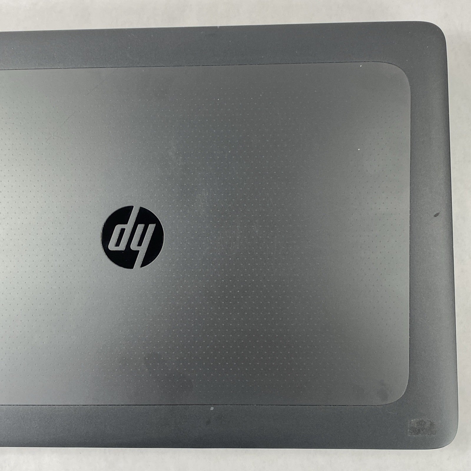 HP ZBook 17 G3 Intel Core i7-6700HQ 2.60 GHz 8 GB RAM 17.3" No HDD No OS