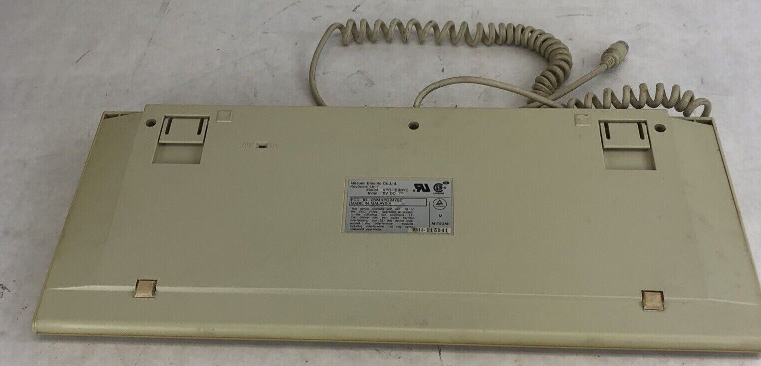 Mitsumi Electric KPQ-E99YC Wired Keyboard