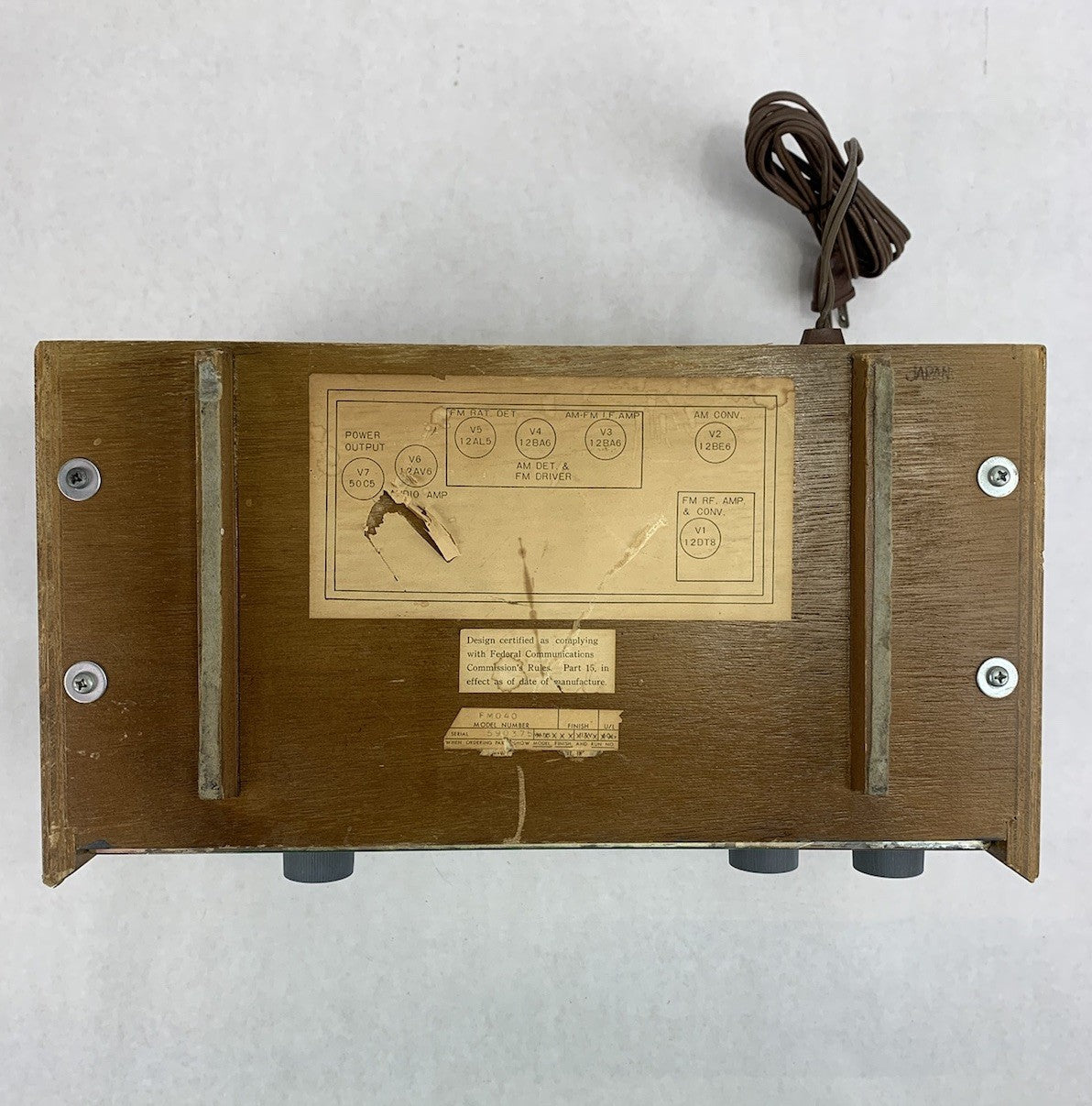 Magnavox FM040 Wood Cabinet Hi-Fi AM/FM Radio